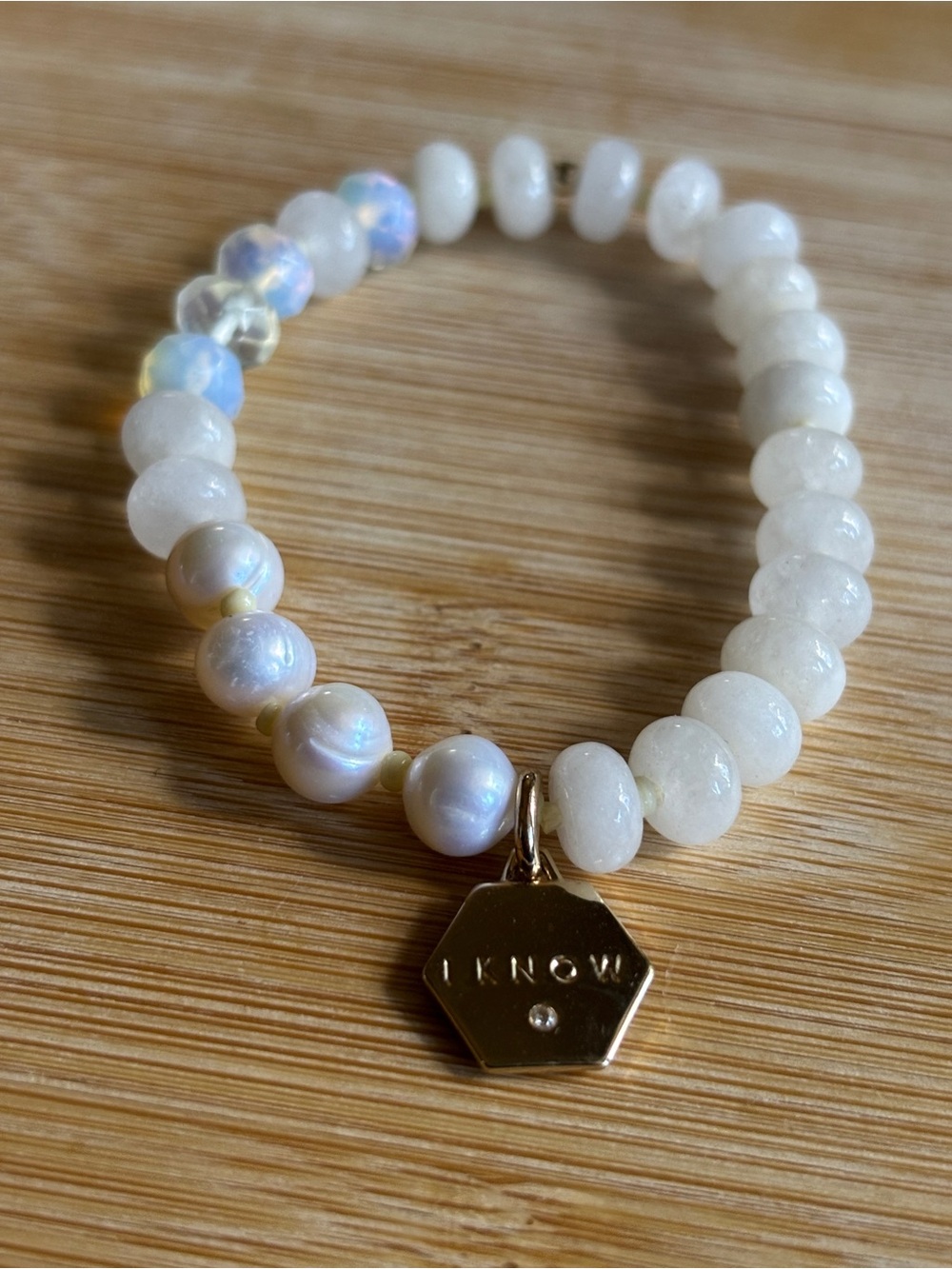 I Know Charm Pearl & White Beaded Stretch Bracelet
